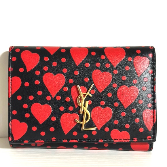 Bobbi’s Luxury - Picture 5 of 5